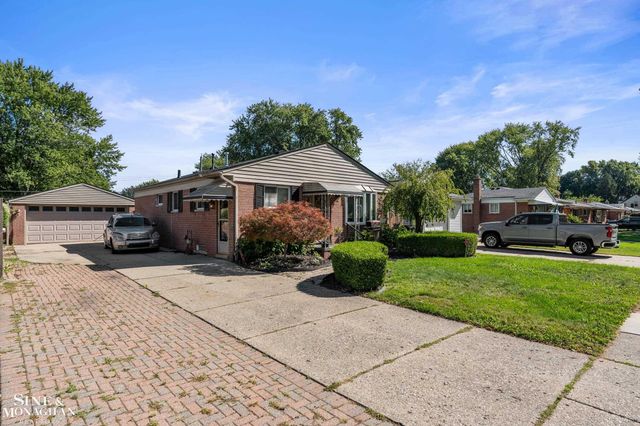 22501 Euclid Street, St Clair Shores, MI 48082