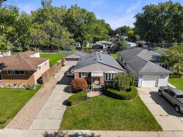 22501 Euclid Street, St Clair Shores, MI 48082