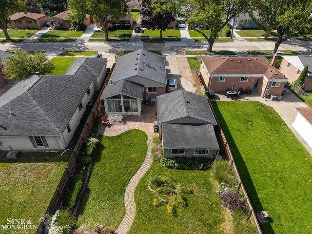 22501 Euclid Street, St Clair Shores, MI 48082