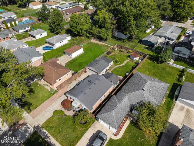 22501 Euclid Street, St Clair Shores, MI 48082
