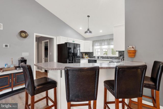 593 HARVEST DR, York, PA 17404