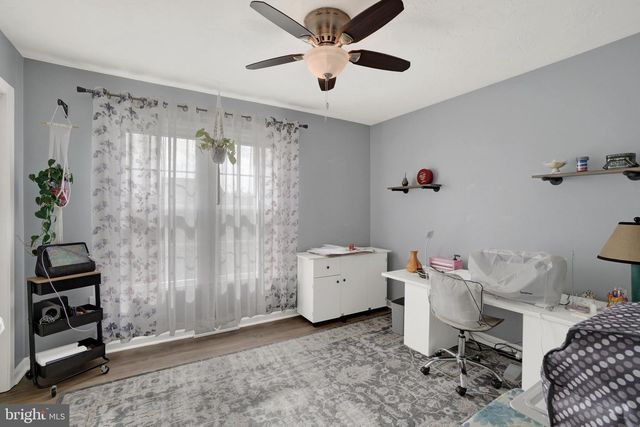 593 HARVEST DR, York, PA 17404