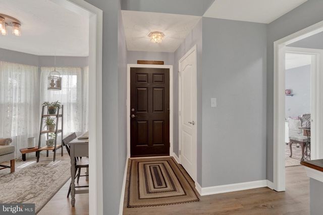 593 HARVEST DR, York, PA 17404