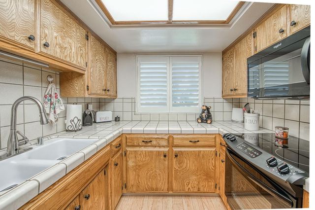 40782 Village Pass Lane, Shaver Lake, CA 93664