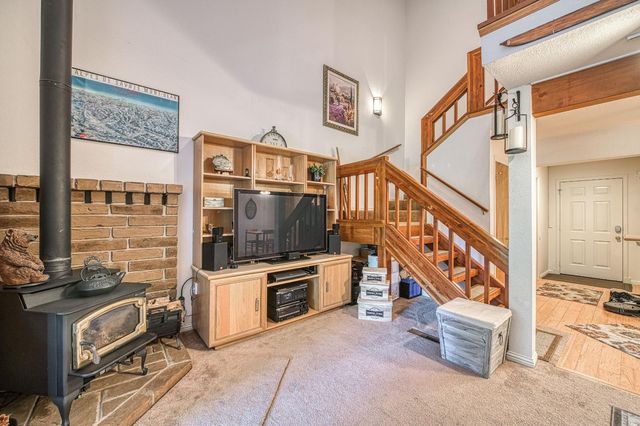 40782 Village Pass Lane, Shaver Lake, CA 93664