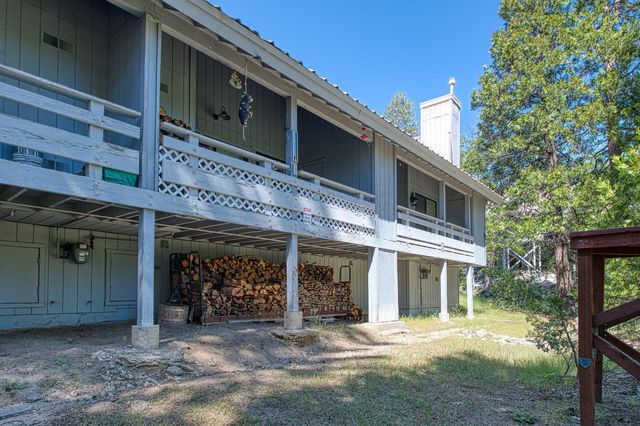 40782 Village Pass Lane, Shaver Lake, CA 93664
