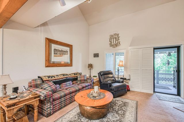 40782 Village Pass Lane, Shaver Lake, CA 93664