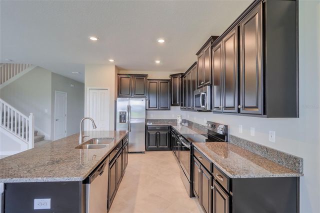 1172 MONTGOMERY BELL ROAD, Wesley Chapel, FL 33543