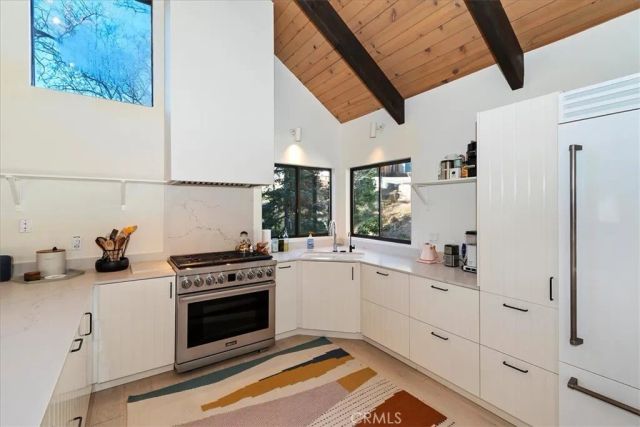 299 Riviera, Lake Arrowhead, CA 92352