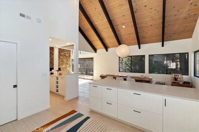 299 Riviera, Lake Arrowhead, CA 92352