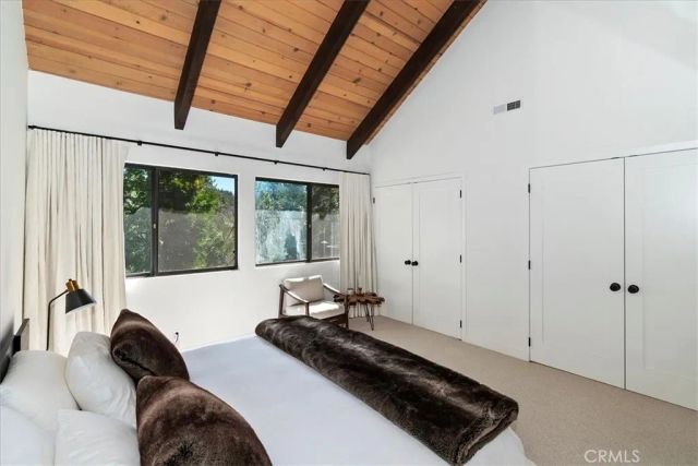 299 Riviera, Lake Arrowhead, CA 92352