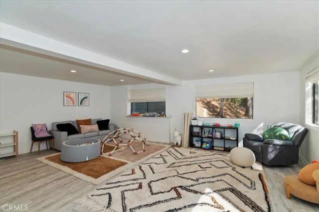 299 Riviera, Lake Arrowhead, CA 92352