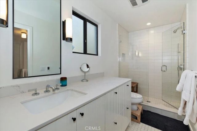 299 Riviera, Lake Arrowhead, CA 92352
