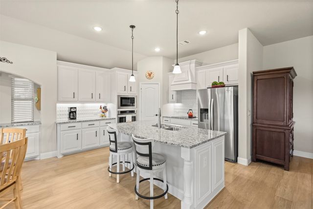 240 Resting Place Road, Waxahachie, TX 75165