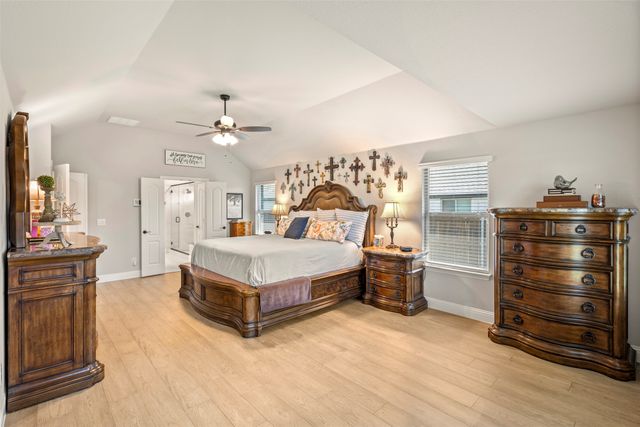 240 Resting Place Road, Waxahachie, TX 75165