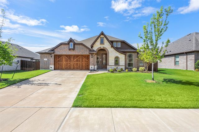 240 Resting Place Road, Waxahachie, TX 75165
