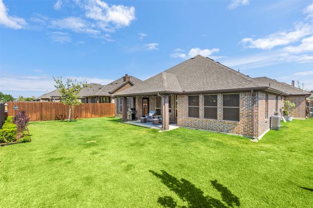 240 Resting Place Road, Waxahachie, TX 75165
