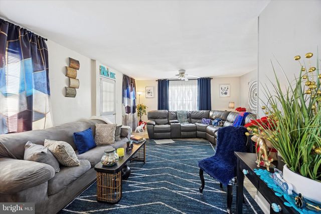 2608 ERIAL RD, Blackwood, NJ 08012