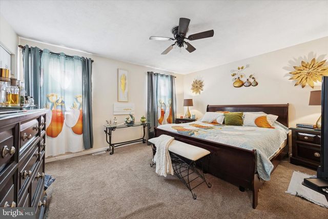 2608 ERIAL RD, Blackwood, NJ 08012