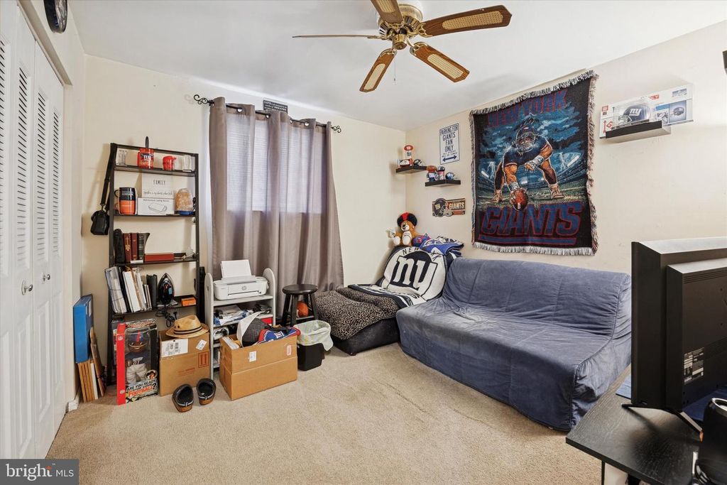 Image 18 of property listing at 2608 ERIAL RD, Blackwood, NJ 08012