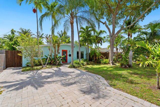 1636 NE 17th Terrace, Fort Lauderdale, FL 33305