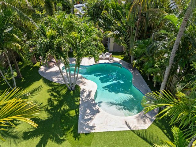 1636 NE 17th Terrace, Fort Lauderdale, FL 33305