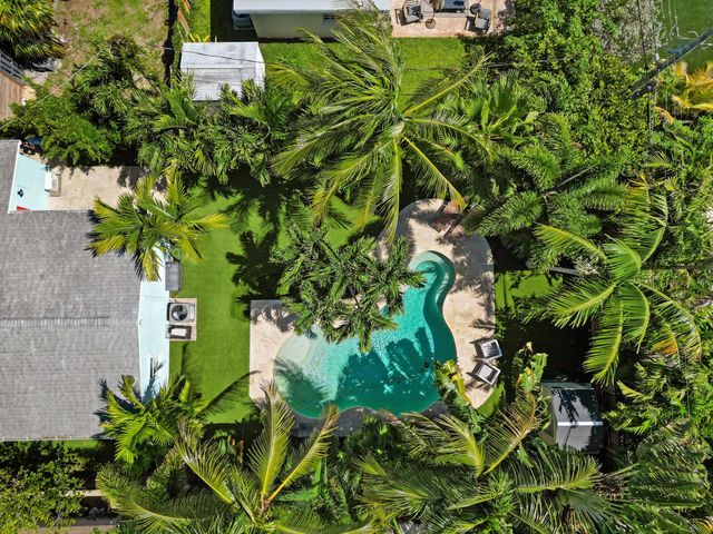 1636 NE 17th Terrace, Fort Lauderdale, FL 33305