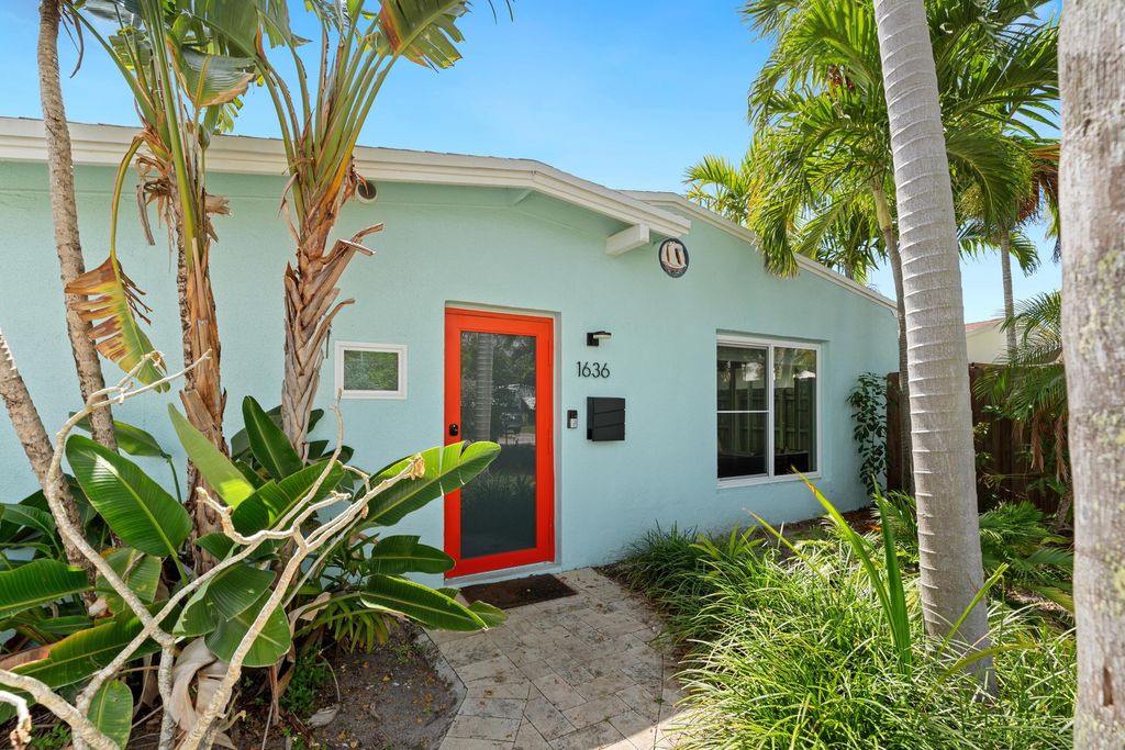 1636 NE 17th Terrace, Fort Lauderdale, FL 33305