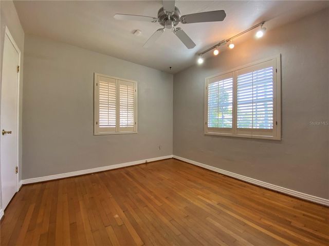 256 E CRYSTAL LAKE STREET, Orlando, FL 32806