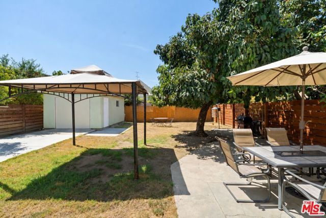 1030 W 20th Street, Los Angeles, CA 90007