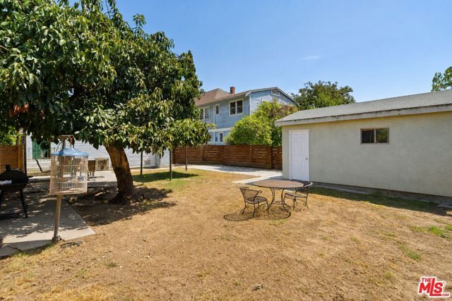 1030 W 20th Street, Los Angeles, CA 90007