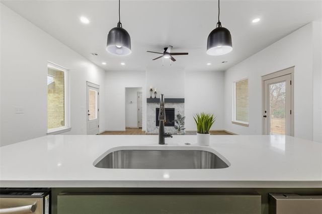 1328 Cedar Circle, Harrah, OK 73045