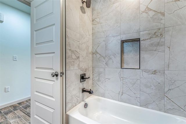 1328 Cedar Circle, Harrah, OK 73045