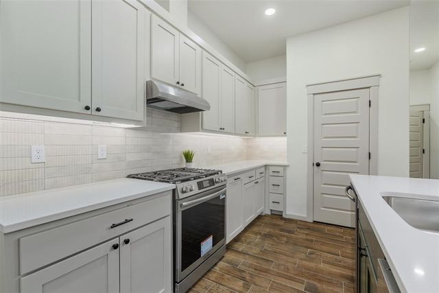 1328 Cedar Circle, Harrah, OK 73045