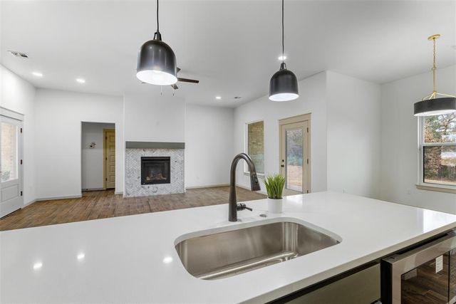 1328 Cedar Circle, Harrah, OK 73045