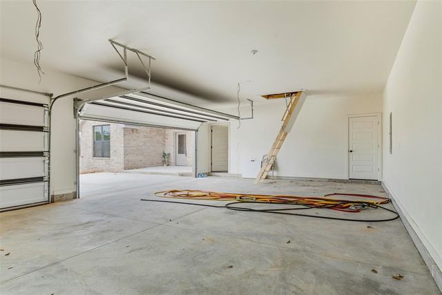 1328 Cedar Circle, Harrah, OK 73045