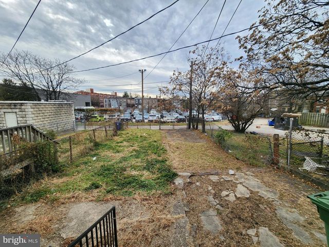 1213 E LANVALE ST, Baltimore, MD 21202