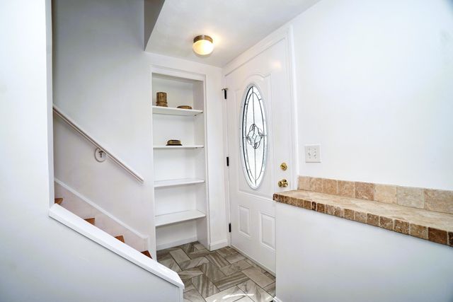 18 Barron Avenue, Salem, NH 03079