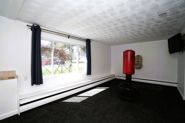 18 Barron Avenue, Salem, NH 03079