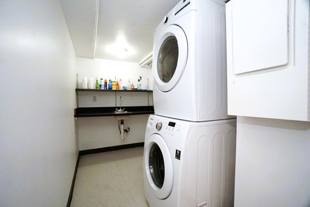 18 Barron Avenue, Salem, NH 03079