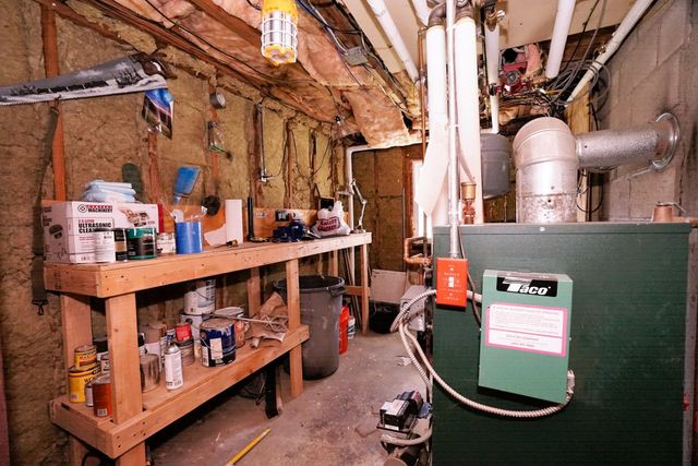 18 Barron Avenue, Salem, NH 03079