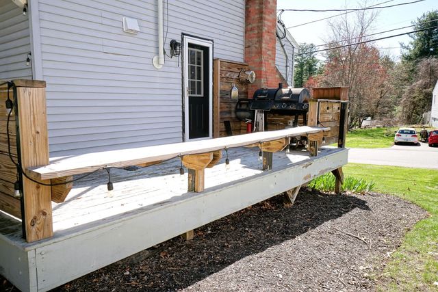 18 Barron Avenue, Salem, NH 03079