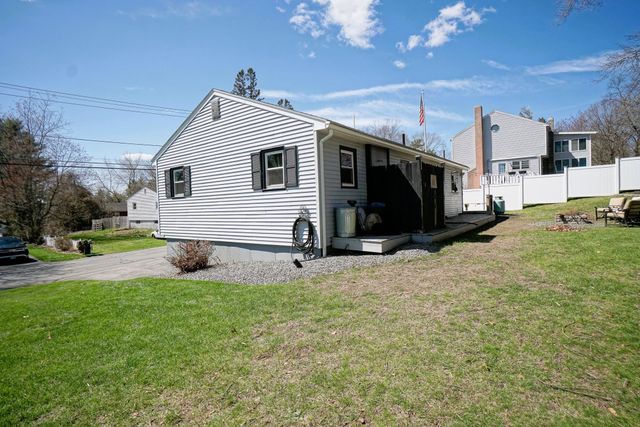 18 Barron Avenue, Salem, NH 03079