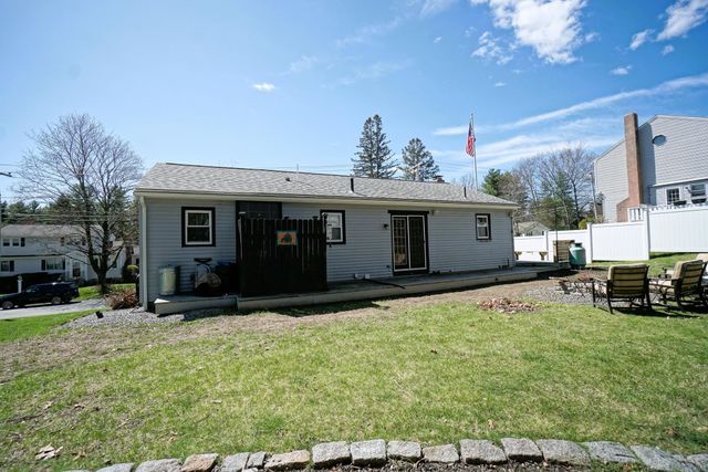 18 Barron Avenue, Salem, NH 03079