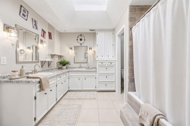 3907 Cedar Valley Drive, Missouri City, TX 77459
