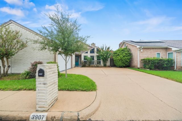 3907 Cedar Valley Drive, Missouri City, TX 77459