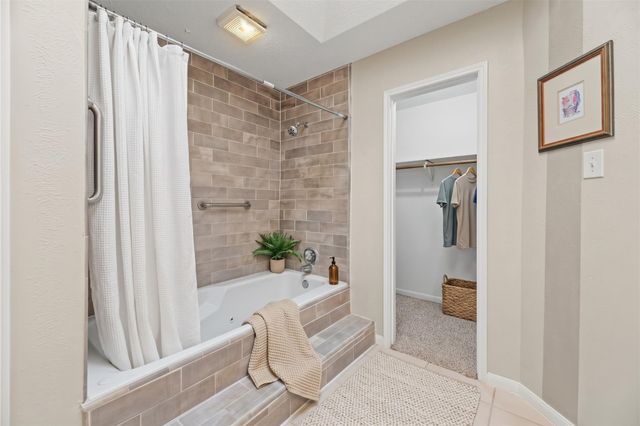 3907 Cedar Valley Drive, Missouri City, TX 77459