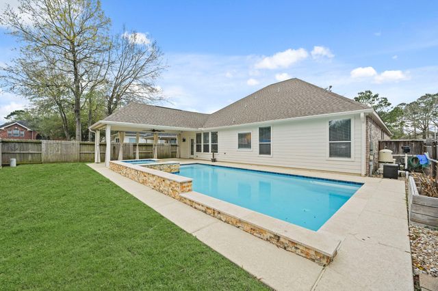 12206 Crescent Mountain Lane, Humble, TX 77346