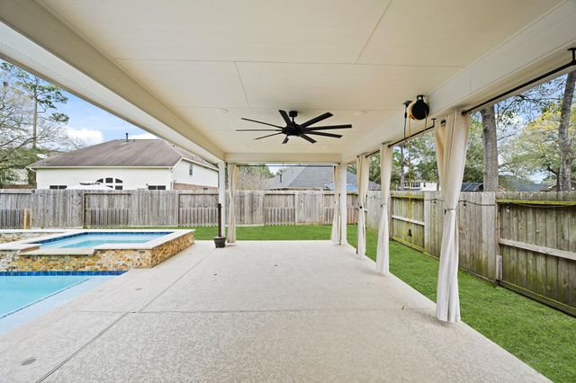 12206 Crescent Mountain Lane, Humble, TX 77346