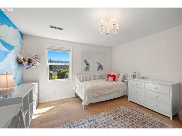 1819 4TH Ave, West Linn, OR 97068